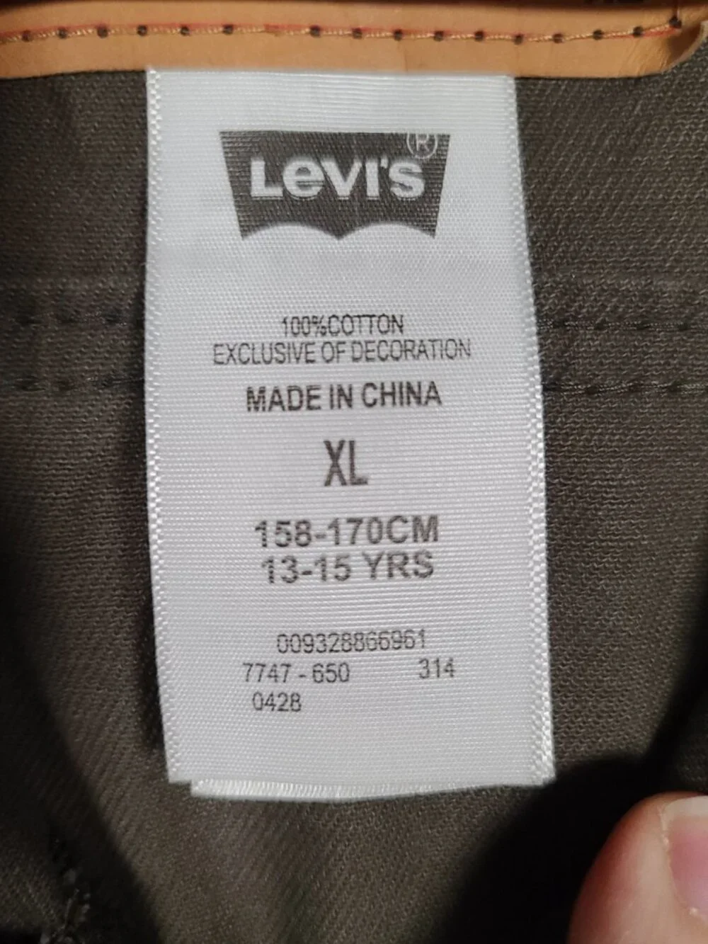 NWT Levi's Youth Camo Jacket Size X-Large 13-15 Years - Picture 8 of 13